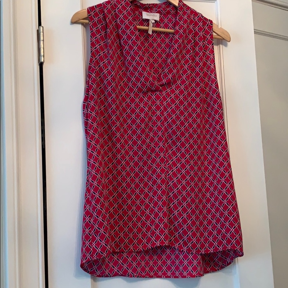 Sleeveless blouse size small